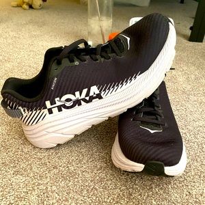 Gently used Hoka Rincon running shoes